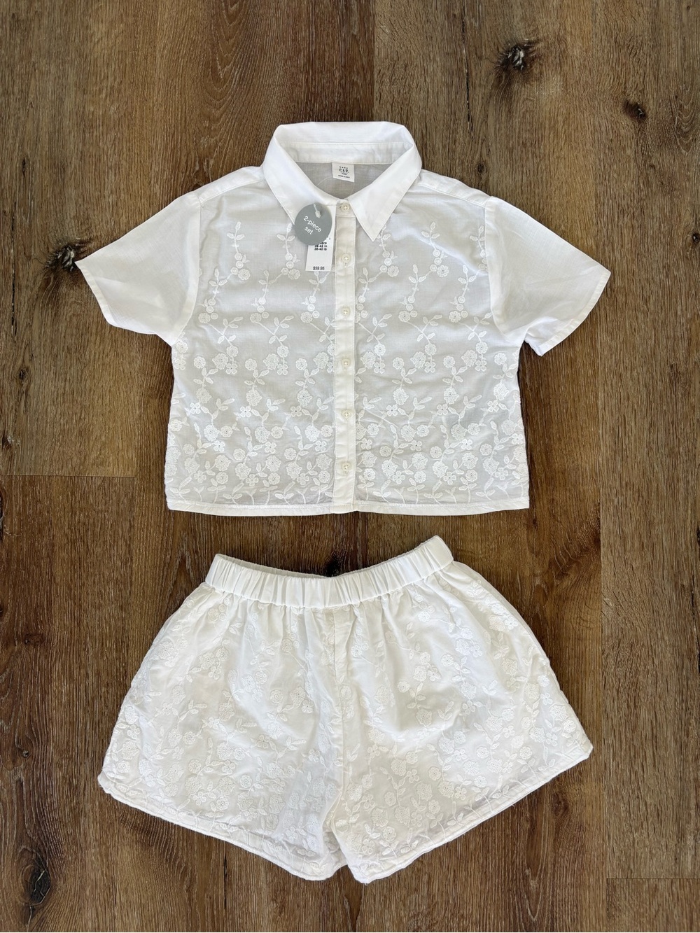 GAP White Embroidered Eyelet Shirt & Shorts Boho Two-Piece Set Sz: 4years old